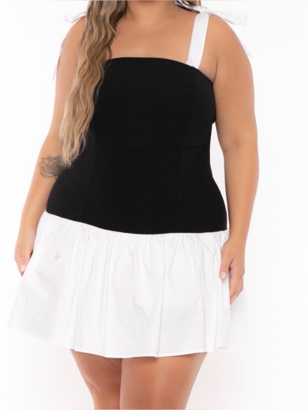 Gorgeous mini dress 2X NEW super stretchy skort has shorts underneath * romper